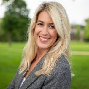 headshot of Lauren Kosrow